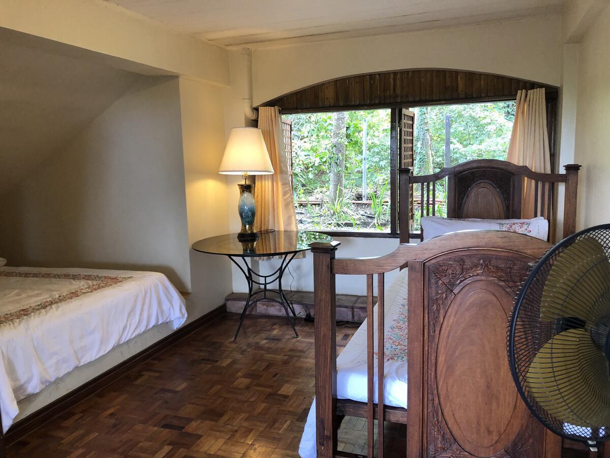Ataalaya Farmhouse Batangas Eksteriør bilde
