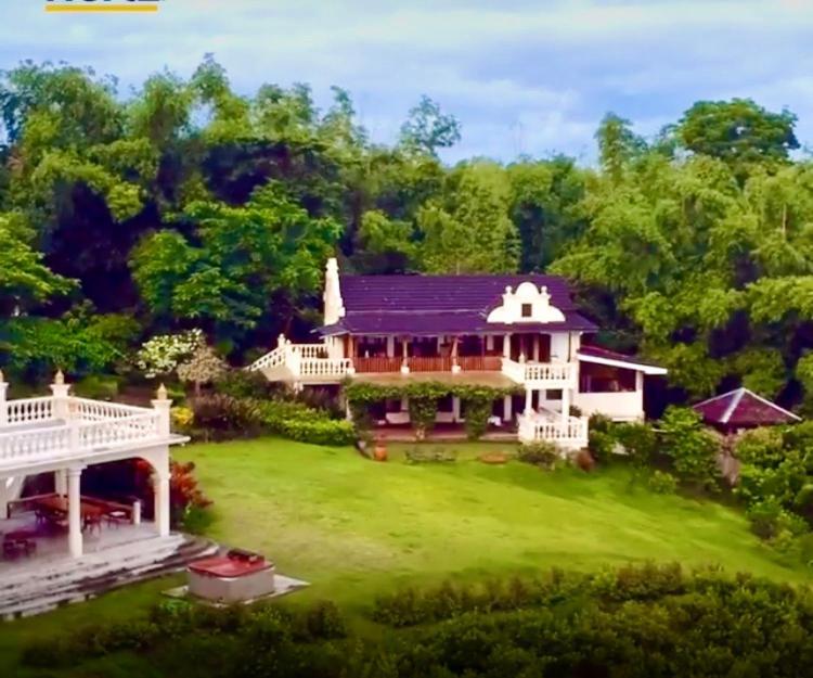 Ataalaya Farmhouse Batangas Eksteriør bilde