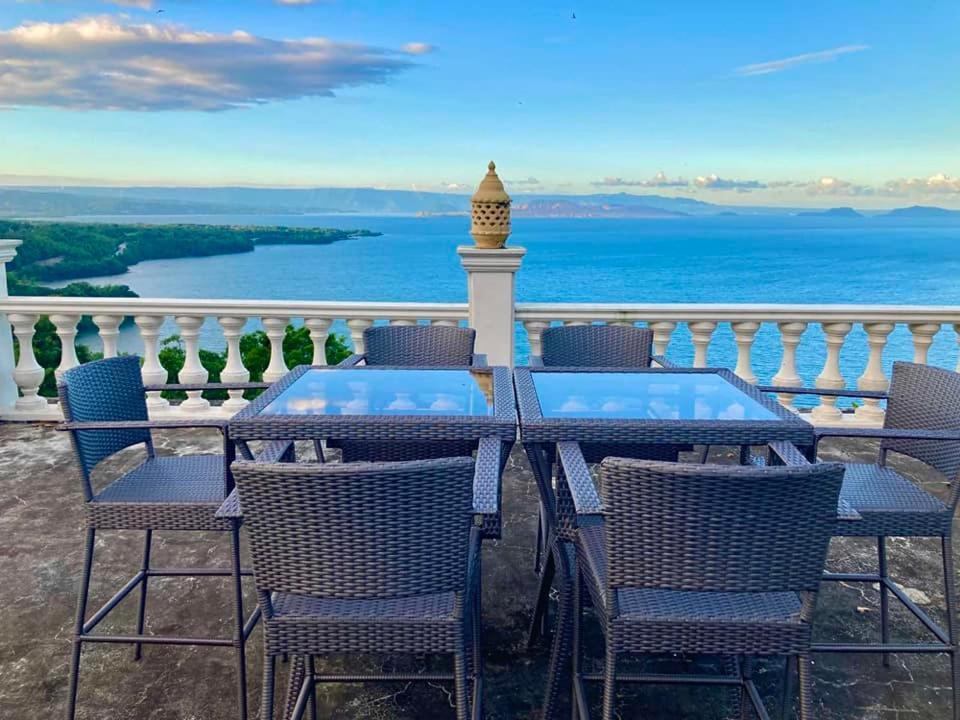 Ataalaya Farmhouse Batangas Eksteriør bilde