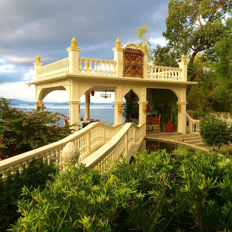 Ataalaya Farmhouse Batangas Eksteriør bilde