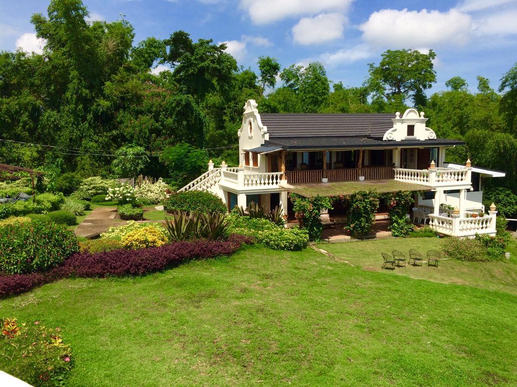 Ataalaya Farmhouse Batangas Eksteriør bilde